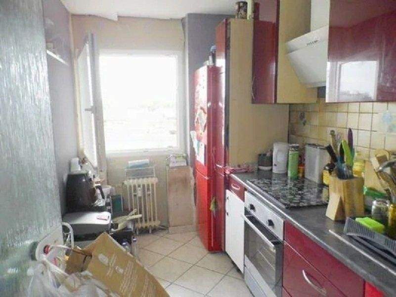 Vermietete 3,5-Zim-ETW m. gr. Balkon/Loggia, Pkw-Stellplatz, in zentr. Lage in Bergheim KP.: 139.800,-. – Bergheim – Vorschaubild 7