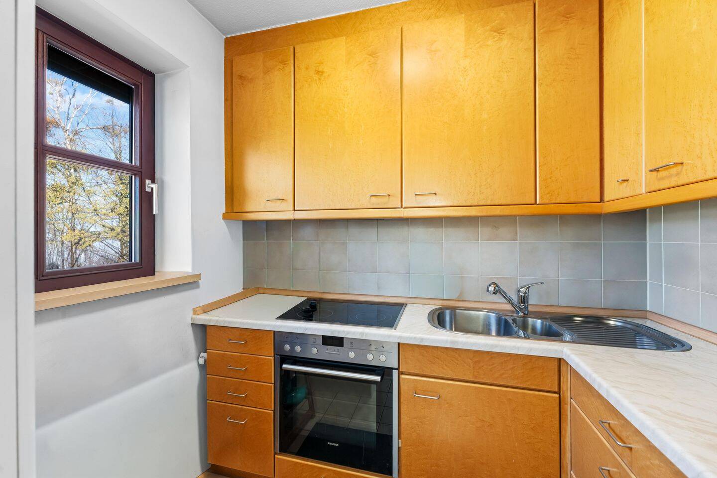 Kapitalanlage mit Weitsicht in unsicheren Zeiten - reduzierter Preis durch unentgeltl. Wohnungsrecht – München – Vorschaubild 6