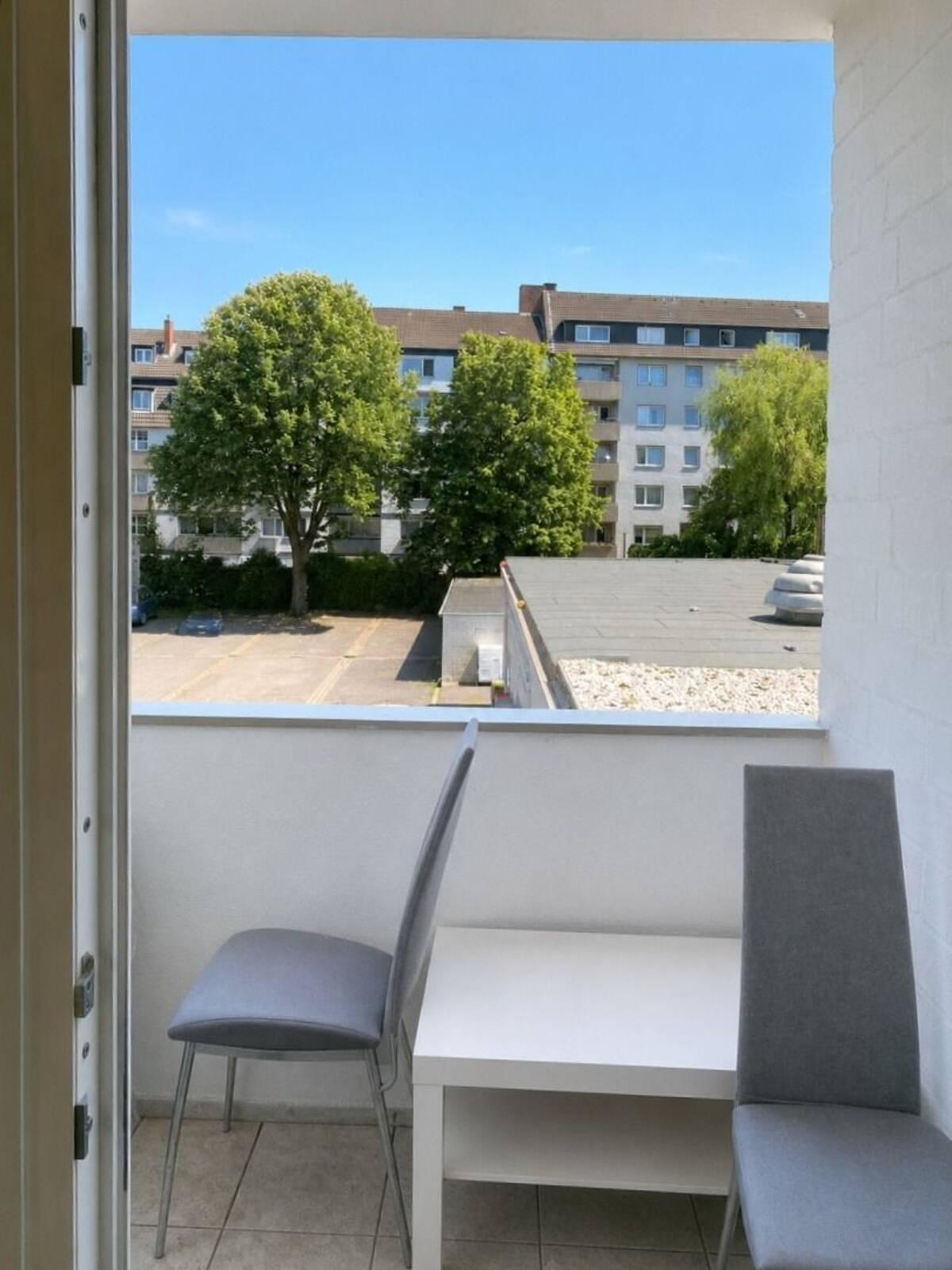 Gut vermietetes Apartment mit Loggia in Köln-Mülheim – 51063 Köln – Bild 1 von 8