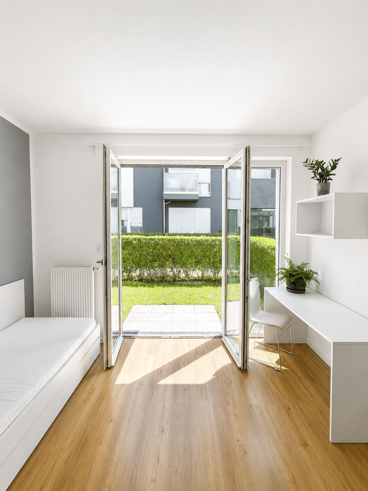 Helles möbliertes Apartment mit eigner Terrasse und ALL-IN-Miete am Campus Babelsberg – 14482 Potsdam – Bild 1 von 5
