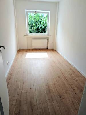 Helle 3-Zimmer-Wohnung, saniert mit Balkon in ruhiger Lage von Oberhausen-Sterkrade Nord – 46147 Oberhausen – Vorschaubild 4