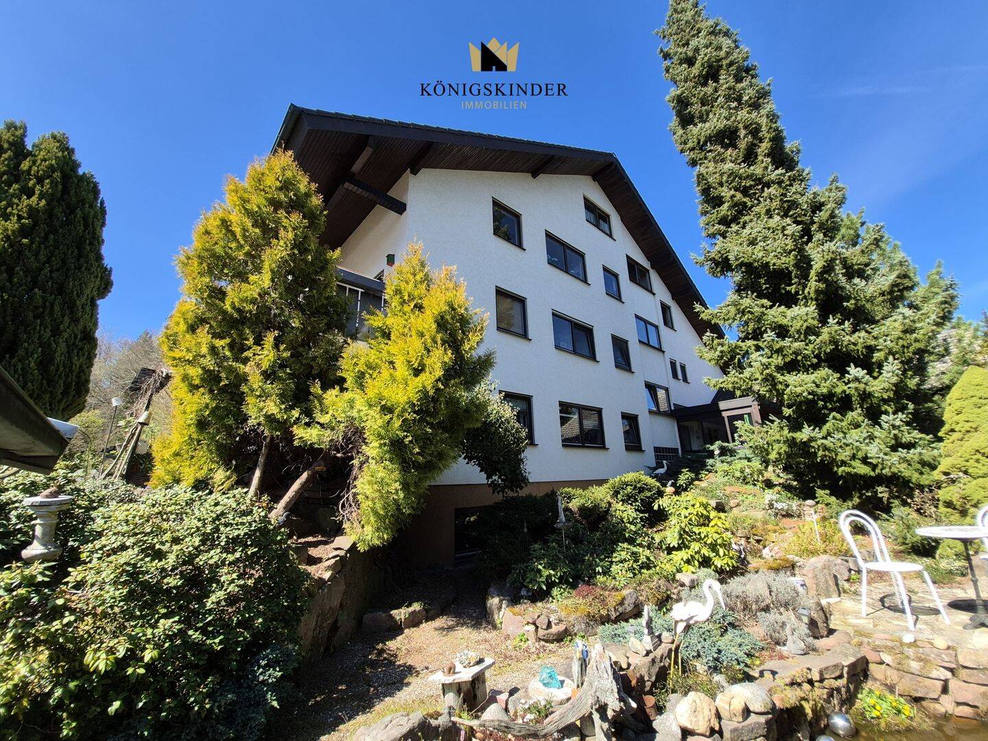 Haus im Haus in den beiden obersten Etagen in hervorragender Lage von Bad Wildbad, oder als ideale Kapitalanlage mit guter Rendite – Bad Wildbad – Vorschaubild 2