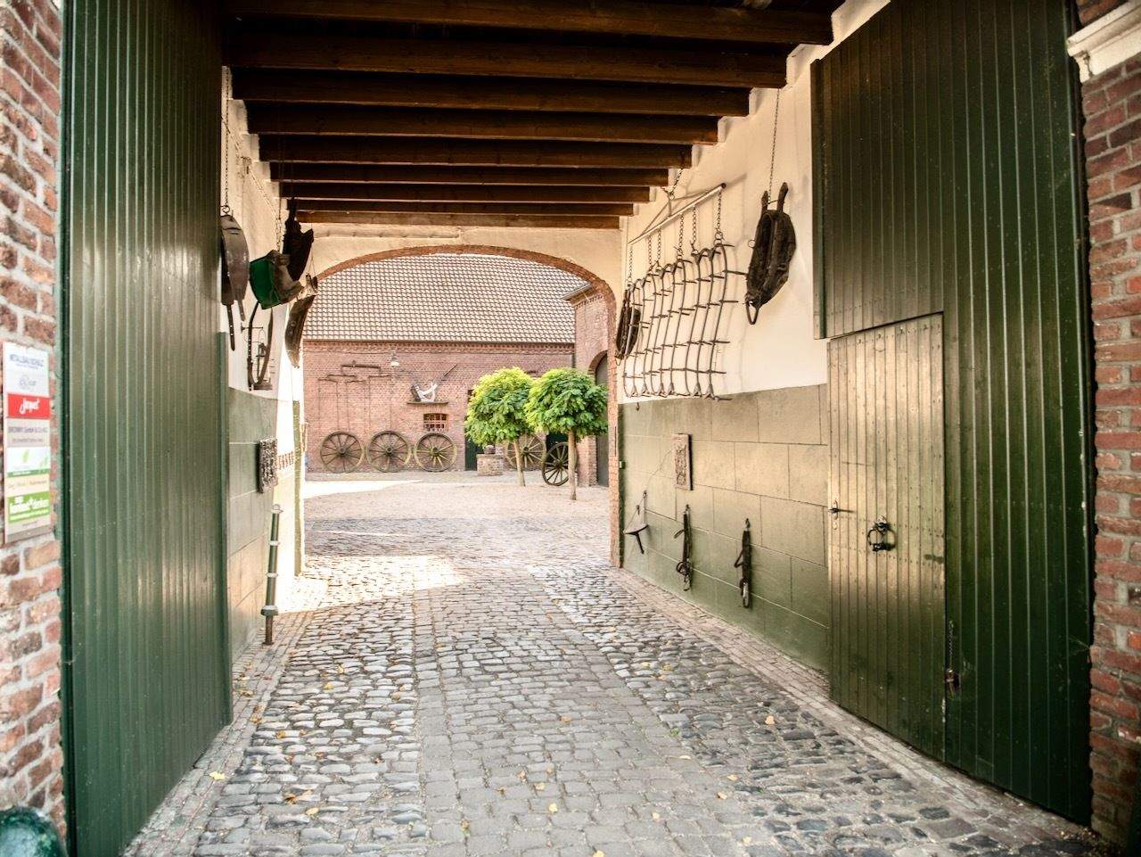 Historischer Vierkanthof vor den Toren Düsseldorfs - Ein Ort mit Geschichte und Zukunft – Krefeld – Vorschaubild 3