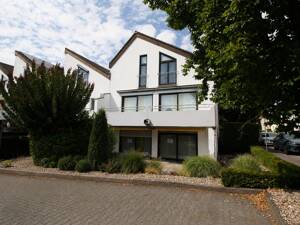 Großzügiges Reihenendhaus mit außergewöhnlich viel Platz in Split-Level-Bauweise! – 65931 Frankfurt am Main – Vorschaubild 3