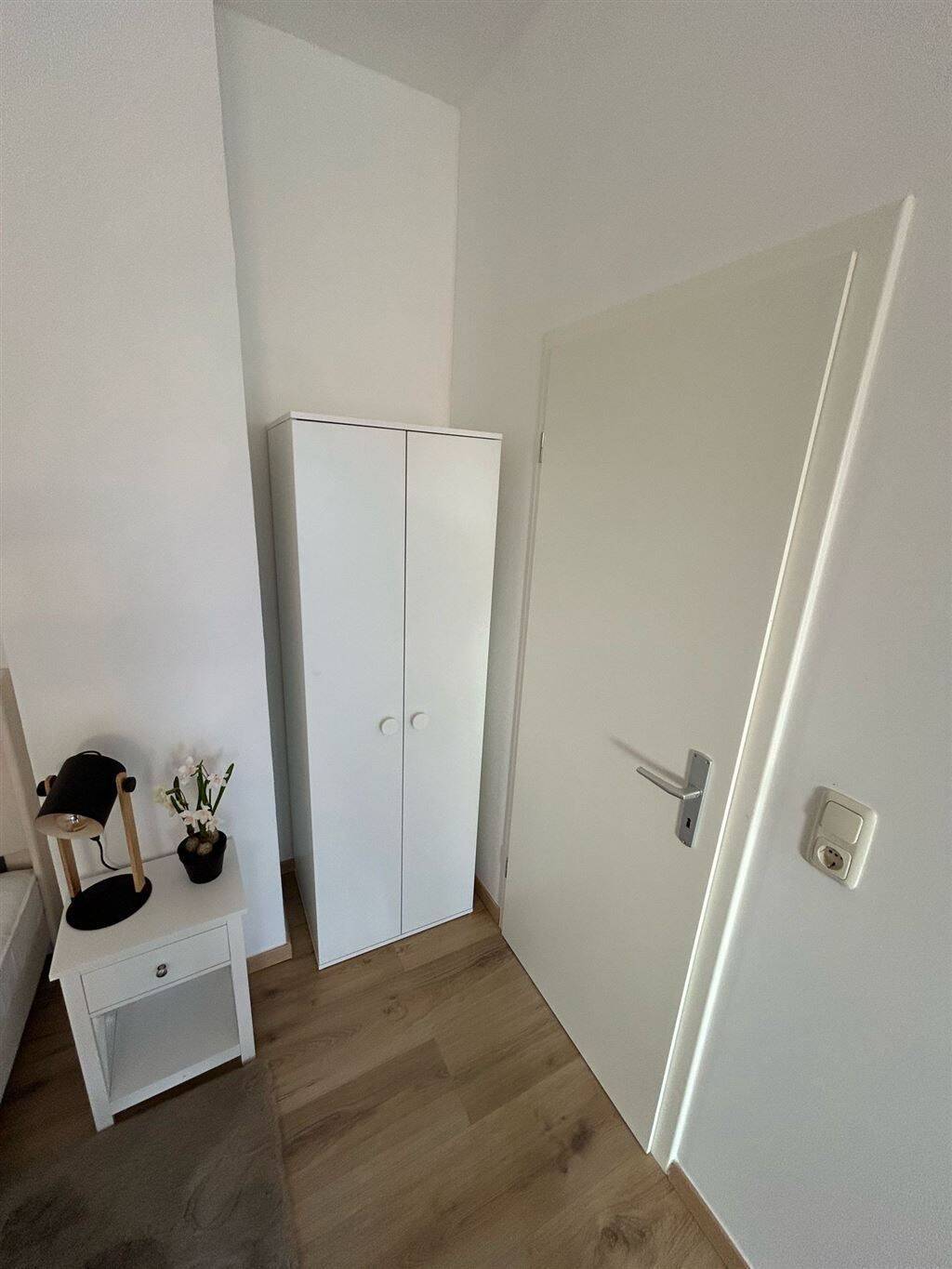 Zweitbezug nach San.! Kompaktloft 1-Zi. im Hinterhaus mit Du. und Lam. in zentraler Lage! EBK mgl. – Chemnitz – Vorschaubild 7