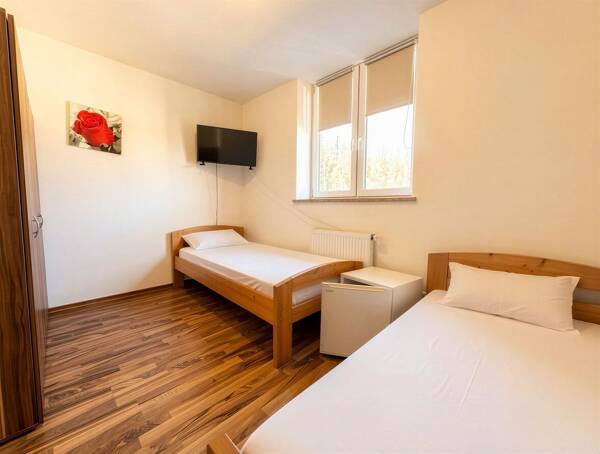 Haus in 84489 Burghausen mit 352 m² kaufen