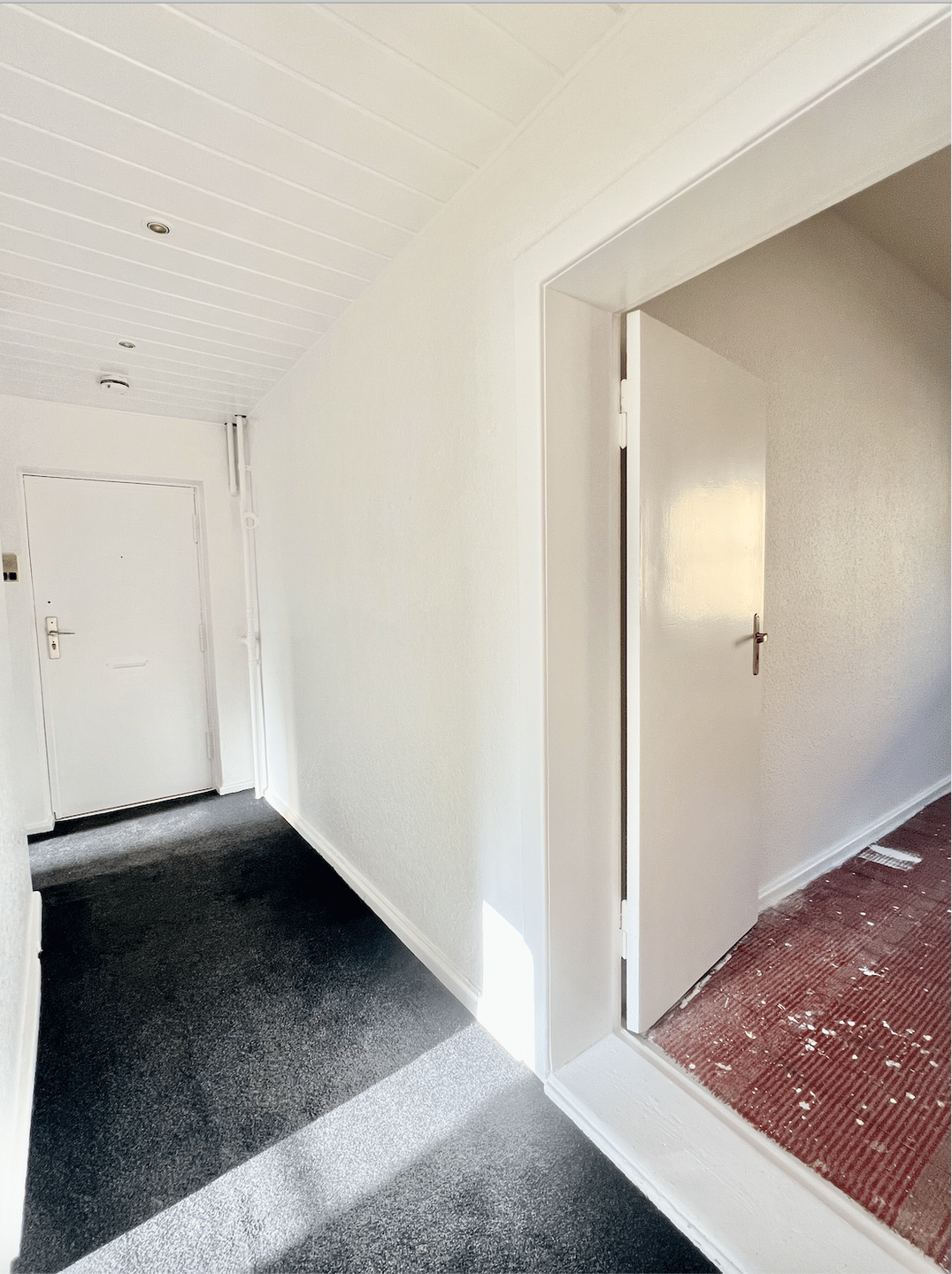 Charmante 2-Zimmer-Wohnung im 1. Obergeschoss mit Potenzial in gepflegtem Altbau – Berlin – Vorschaubild 4