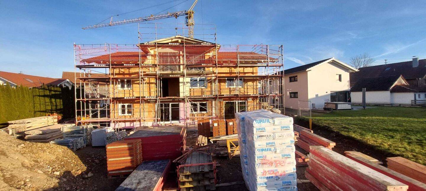 NEUBAU - Behindertengerecht! Exclusives Wohnen mit Bergblick - Ihr neues Zuhause im Grünen - familienfreundlich, hochwertig, zukunftssicher
