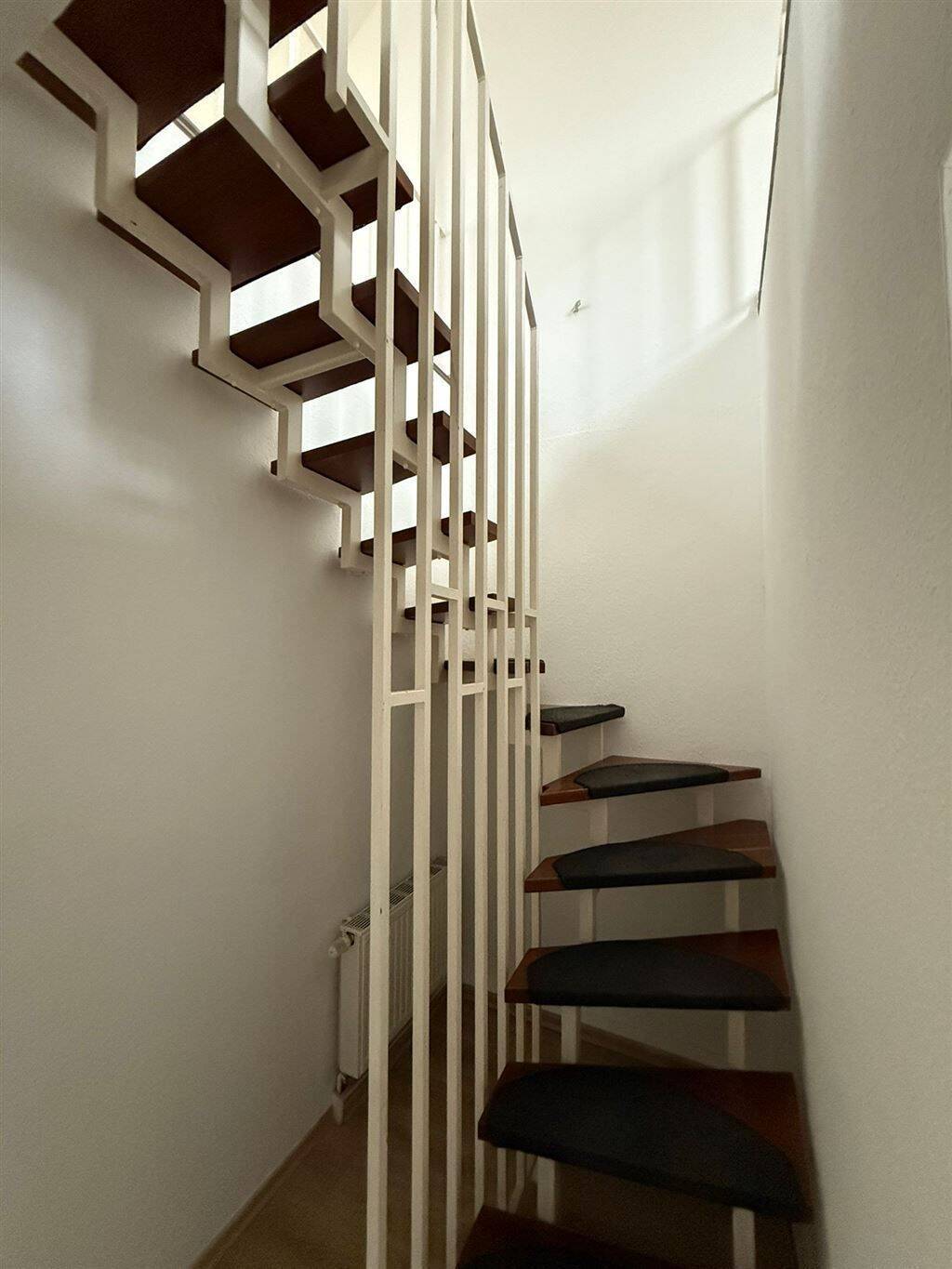 DG Maisonette 3-Zimmer mit EBK, Laminat und Wannenbad in guter Lage – Chemnitz – Vorschaubild 6