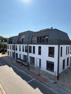 Exklusives Reihenendhaus angrenzend an die alte Amalienstraße in Oldenburg mit Kanalblick! – 26135 Oldenburg – Vorschaubild 2