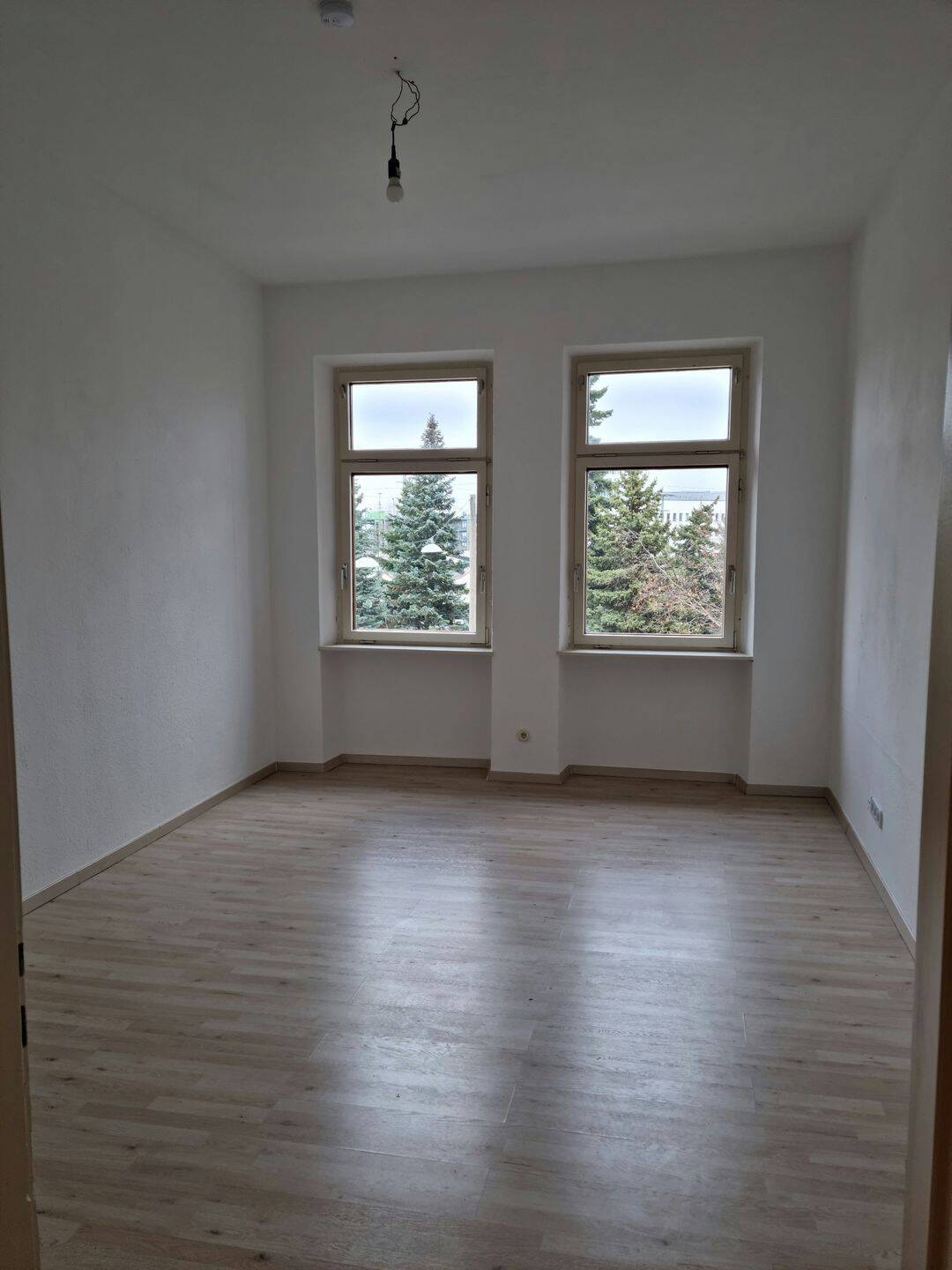 Sonnige 3 Zimmer Altbauwohnung mit Südbalkon – Nürnberg – Vorschaubild 5
