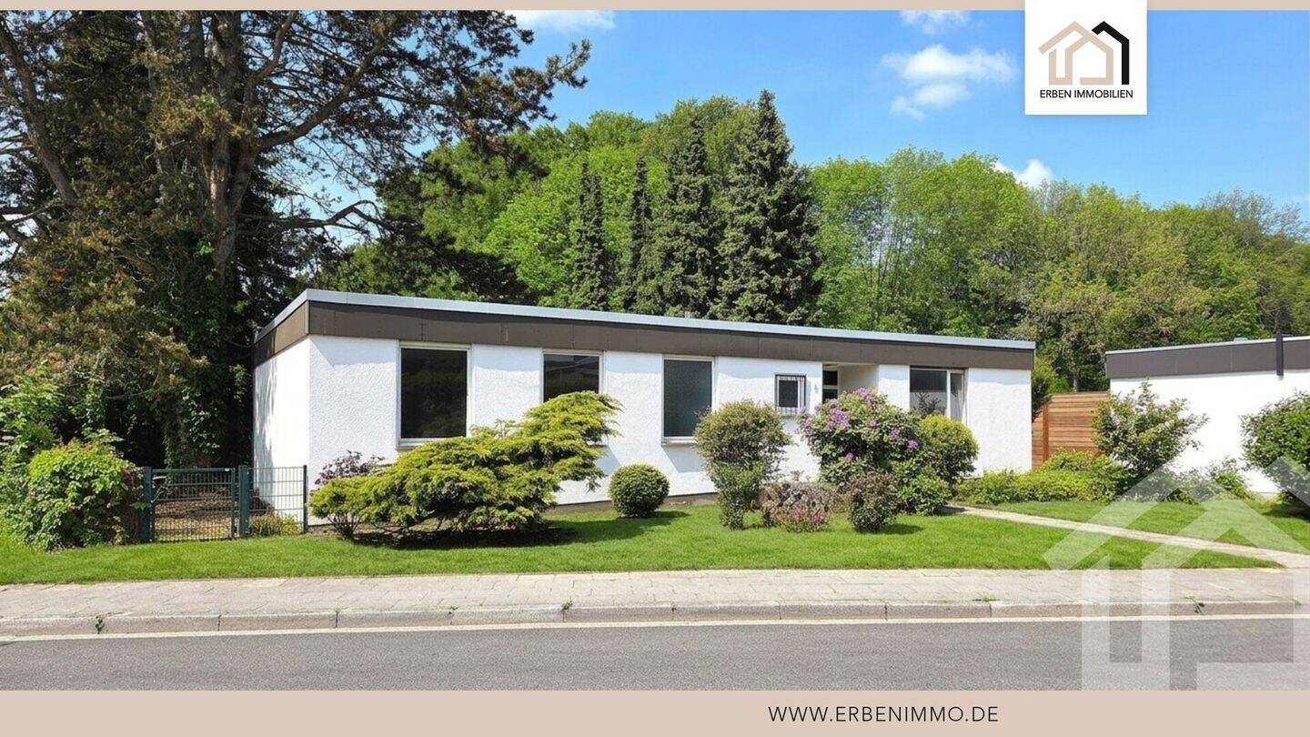Bungalow mit unverbaubarem Grünblick & großem Grundstück – Leverkusen – Bild 1 von 9