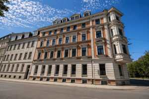 Ihr neues Zuhause in Leipzig Ost! | Gemütliche 2-Raum-Wohnung mit Balkon im sanierten Altbau