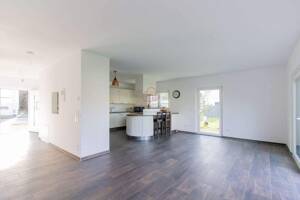 Einzigartig & modern ??: Großzügiges Einfamilienhaus (KfW 40) mit Traumgarten in Essen-Borbeck – 45357 Essen – Vorschaubild 2