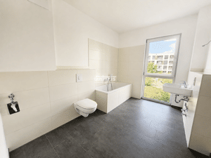 antaris Immobilien GmbH **Familienfreundliche 4-Raum-Wohnung mit Balkon & zwei Bädern** – 99085 Erfurt – Vorschaubild 7