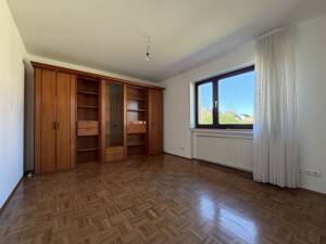 Großzügiges Traumhaus mit Innen-Pool – 33689 Bielefeld – Vorschaubild 9