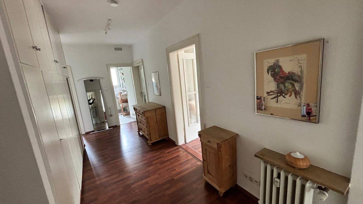 Viel Platz in Erlenstegen: unmöblierte Wohnung in Stadtvilla zu vermieten – Nürnberg – Vorschaubild 3