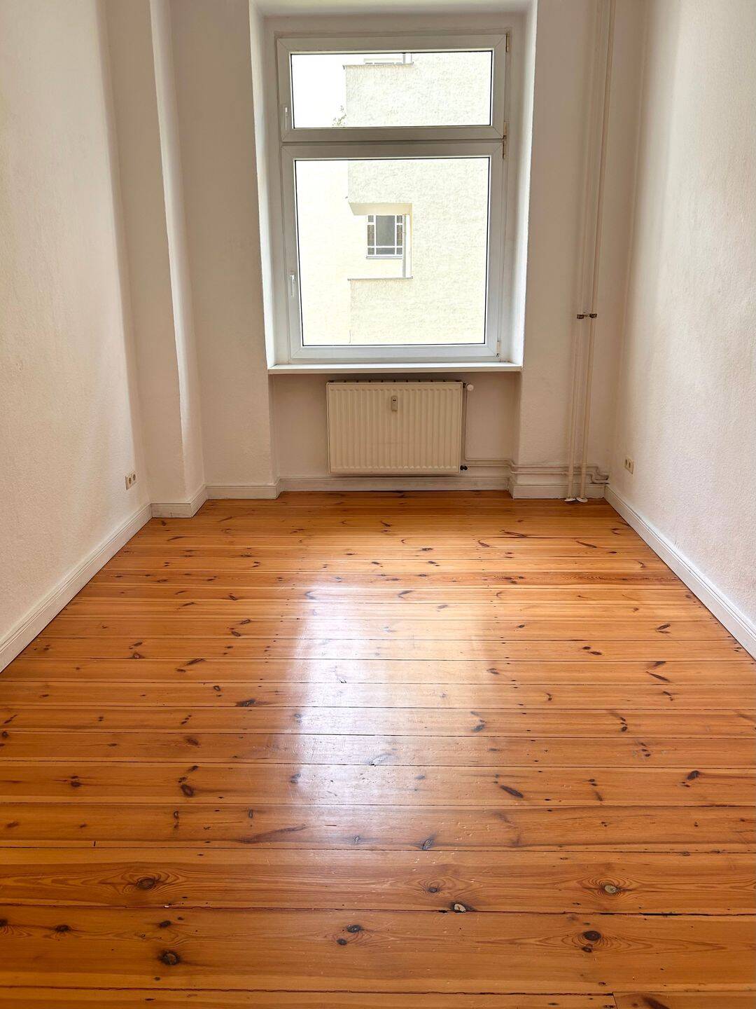 Feine 2 Zimmerwohnung im Altbau* bereit zum Einzug* – Berlin – Vorschaubild 3