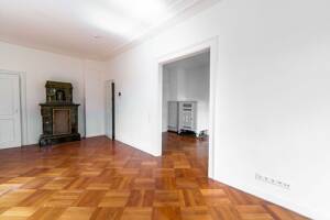 Erstbezug nach Komplettsanierung - Stilvolle 3-Zimmer-Wohnung mitten in Esslingen am Schillerpark – 73728 Esslingen am Neckar – Vorschaubild 6