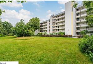 Helle 3-Zimmer-Wohnung mit Einbauküche & Aufzug & West-Loggia in München – 81927 München – Vorschaubild 1