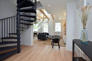 Toll und stilvoll möblierte Maisonette-Wohnung mit Balkon im beliebten Stuttgarter Westen – 70563 Stuttgart – Vorschaubild 8