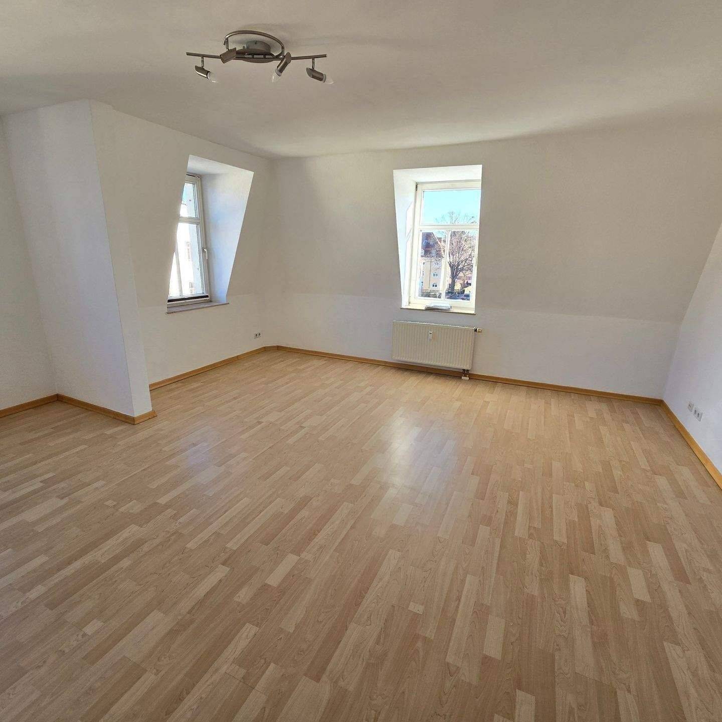 Freie gemütliche sonn. 2,5 DG-Mais.-Wohnung mit mod. EBK + Stellplatz in ruhiger Lage v. Dresden-Löbtau – Dresden – Vorschaubild 7