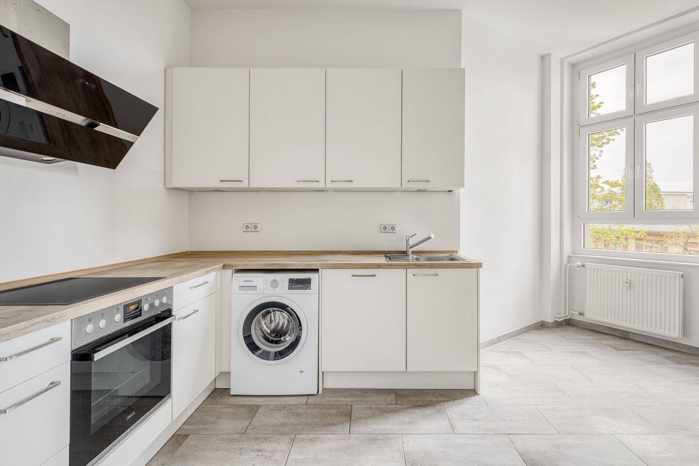 Bezugsfreie 3-Zimmer-Wohnung in ruhiger Lage am Schloss Charlottenburg – Berlin – Vorschaubild 3