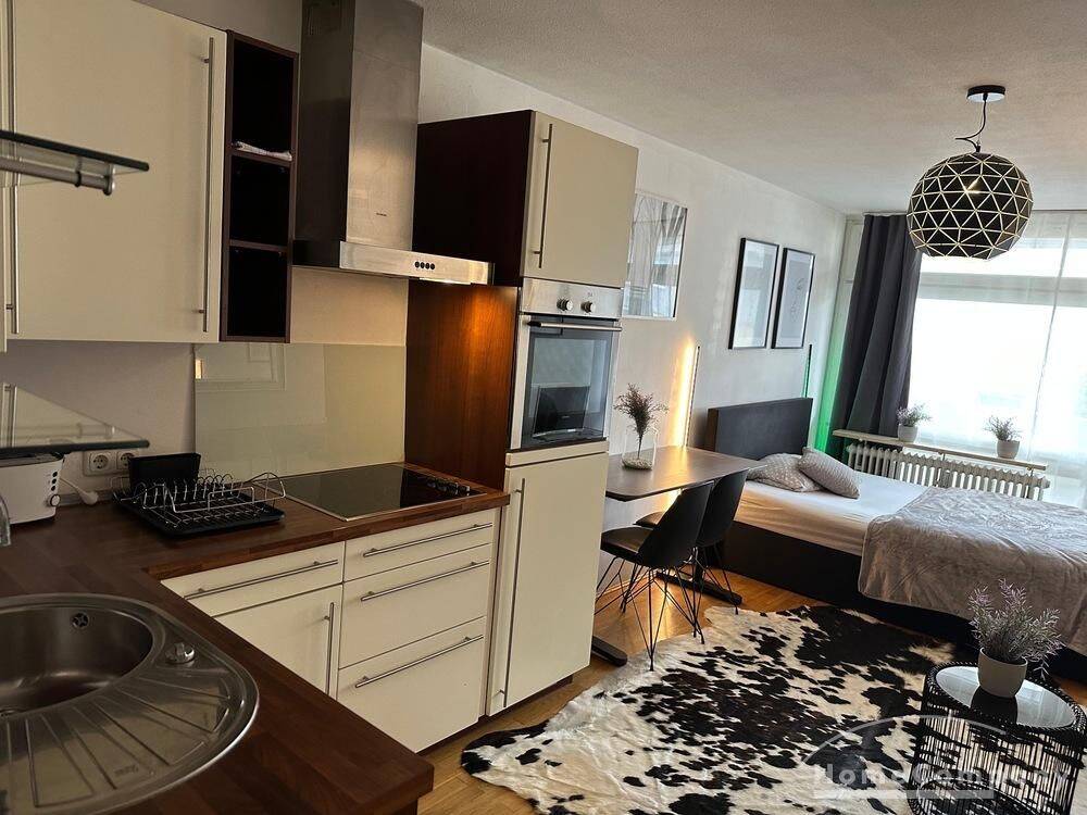 Möbliertes Appartment mit Balkon in Milbertshofen – München – Vorschaubild 4