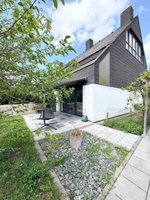 Architekten-Reicheneckhaus mit Garten und Doppelgarage in begehrter Lage von Fürth – 90766 Fürth – Vorschaubild 3