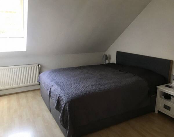 Dachgeschosswohnung in 51105 Köln mit 48 m² kaufen