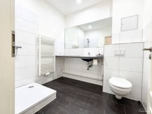 Gründerzeit Altbau - bezugsfreie 3 Zimmer Wohnung - Balkon & Einbauküche mit Energieklasse A – 4315 Leipzig – Vorschaubild 7
