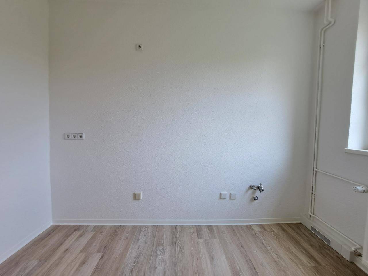 ! Erstbezug nach Sanierung - 3 Raum Wohnung ! – Magdeburg – Vorschaubild 3