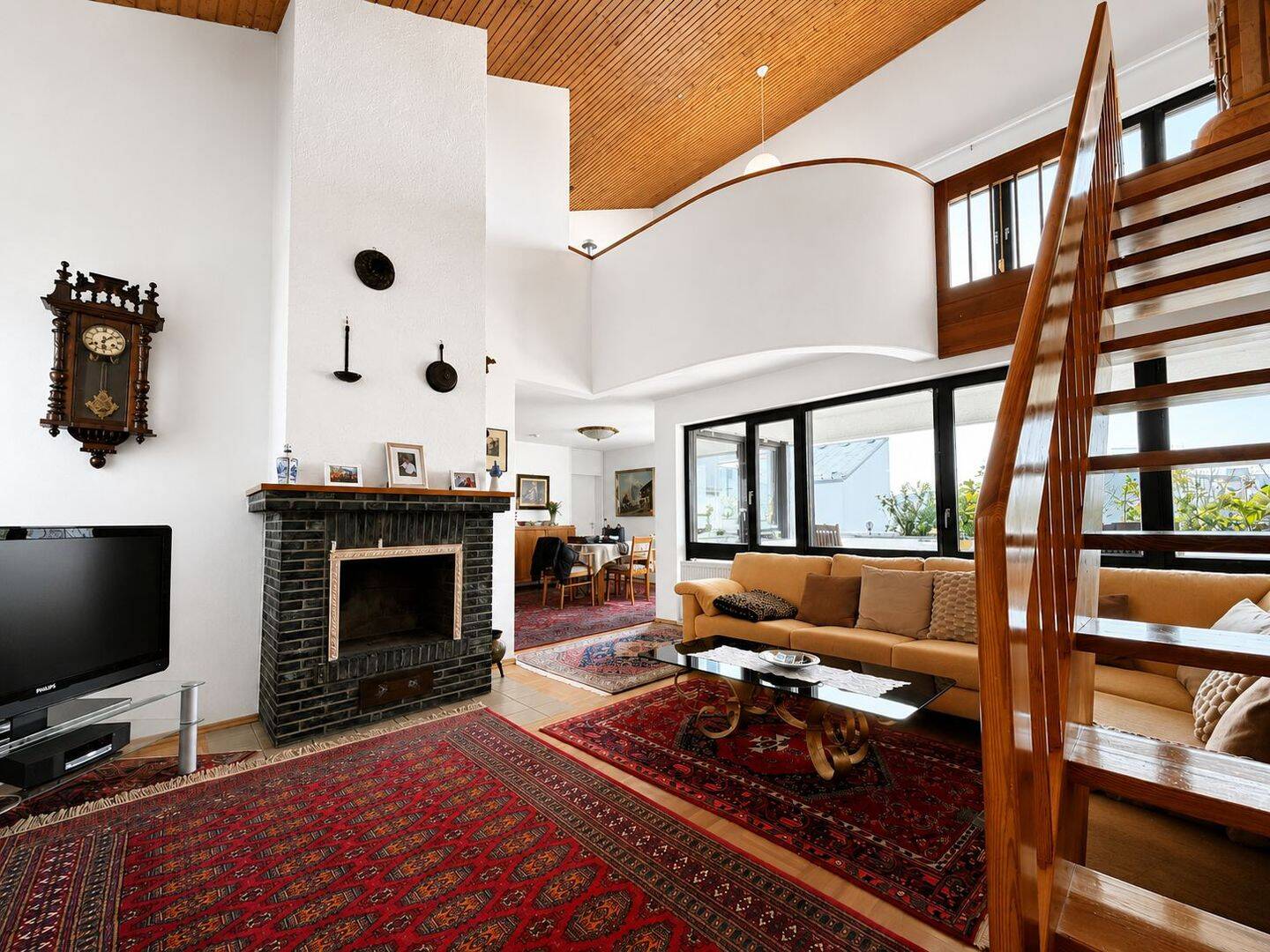 Ein Zuhause über den Dächern Regensburgs Lichtdurchflutete Penthouse-Maisonette mit Galerie und sonniger Südterrasse