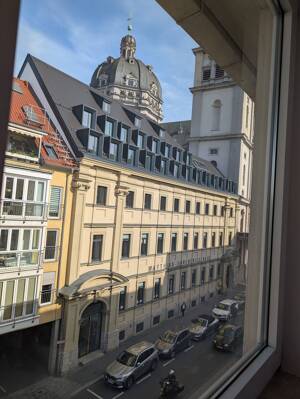 Ab September frei – großzügige 4-Zimmer-Wohnung in Top-Lage der Würzburger Altstadt – 97070 Würzburg – Vorschaubild 1