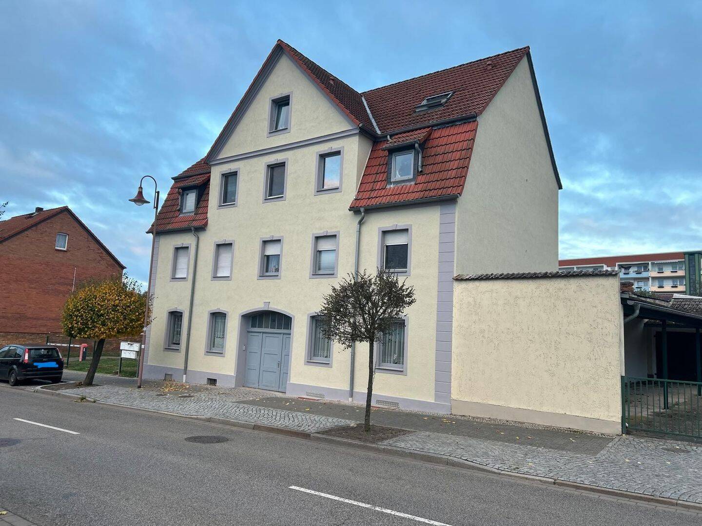 Mehrfamilienhaus in Tangermünde – Tangermünde – Bild 1 von 2
