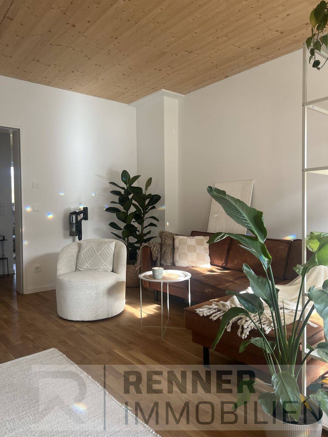 Moderne 1-Zimmer Wohnung in Berlin Lichtenberg mit Balkon und Einbauküche – Berlin – Vorschaubild 3
