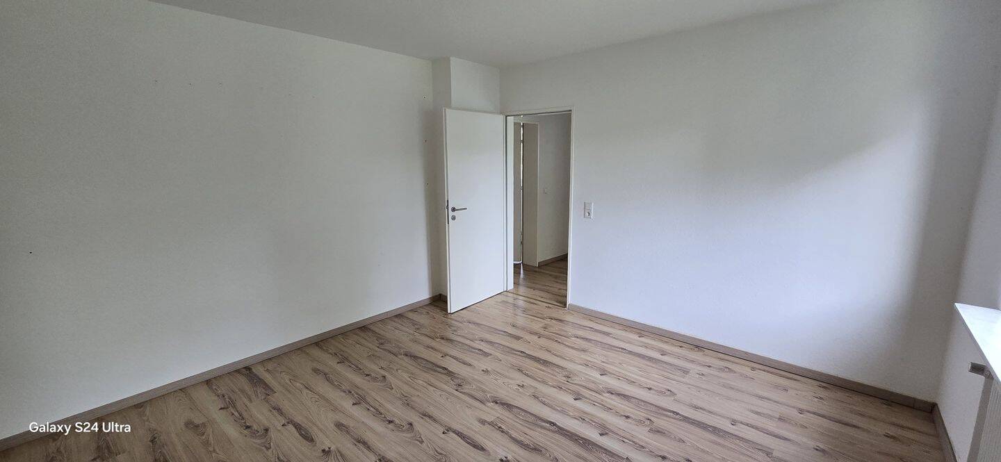 Eine geräumige Wohnung mit Potenzial – Bochum – Vorschaubild 6