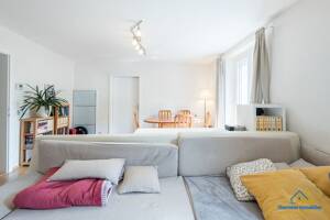 Helle 3-Zimmer-Erdgeschosswohnung mit eigenem Gartenanteil und Stellplatz in Uni- und Stadtnähe – 93051 Regensburg – Vorschaubild 9