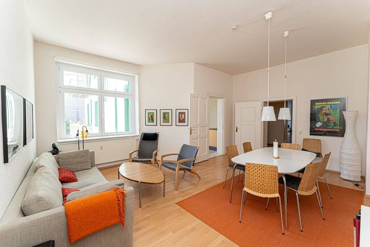 Große, bezugsfreie 3-Zimmer-Wohnung mit Süd-Balkon – 10247 Berlin – Bild 1 von 9