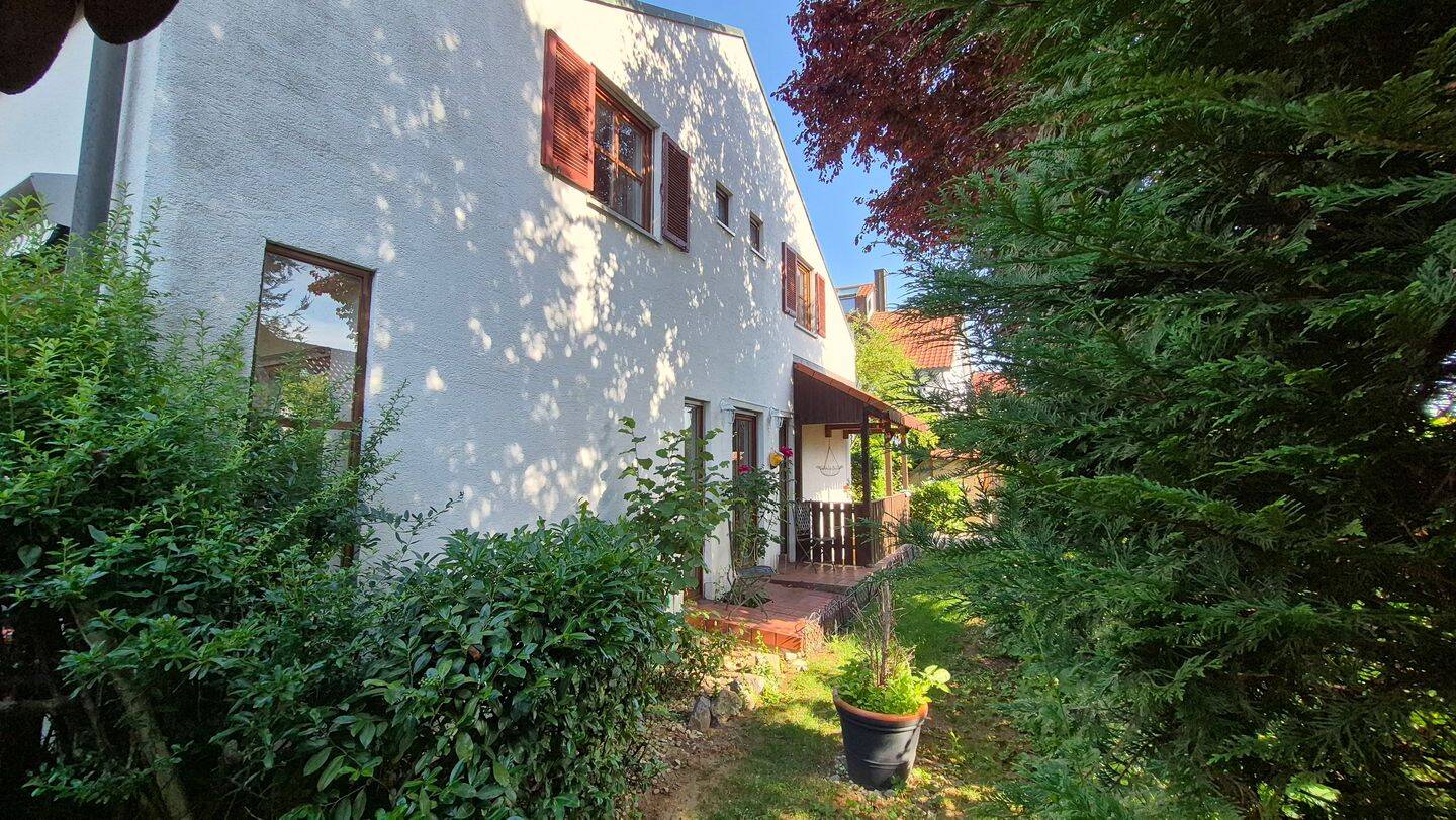 Haus statt nur Wohnung = eigene Haustüre – Buxheim – Vorschaubild 2