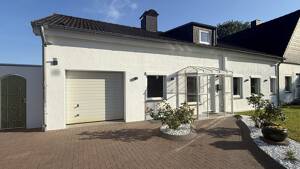 Modernisiertes Haus mit gr. Wintergarten – 24145 Kiel – Vorschaubild 3