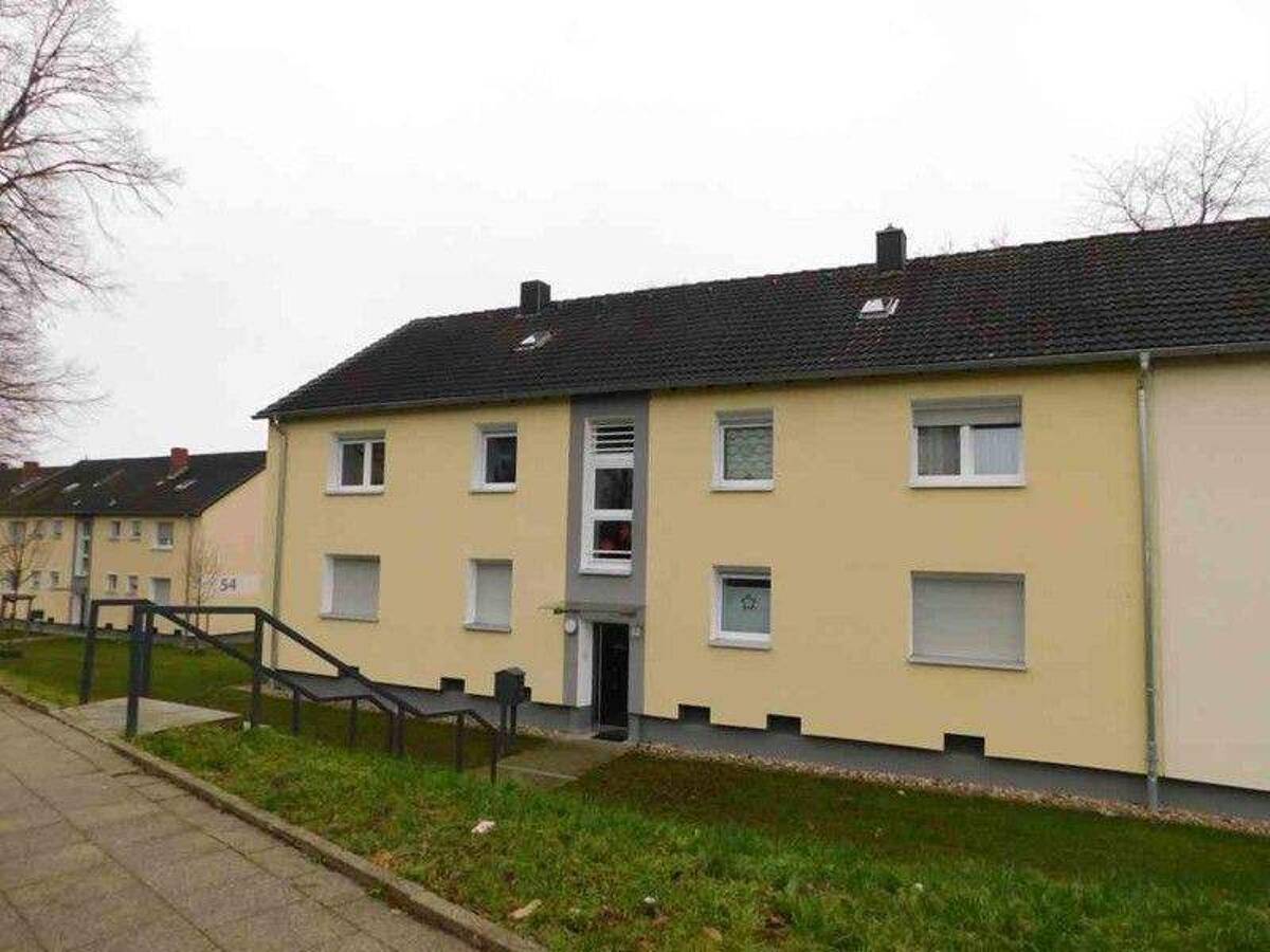 Überruhr-Holthausen: Frisch renov. 3-Zi.-Whg. mit großem Balkon – 45277 Essen – Bild 1 von 9
