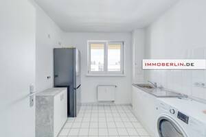 IMMOBERLIN.DE - Ideal ausgerichtet! Helle Wohnung mit Westbalkon in behaglicher Lage – 13585 Berlin – Vorschaubild 4