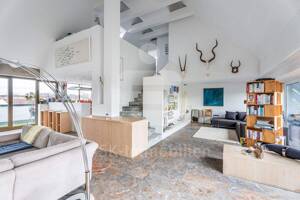 Großzügige Dachgeschoss-Maisonette-Wohnung in Ehrenfeld!