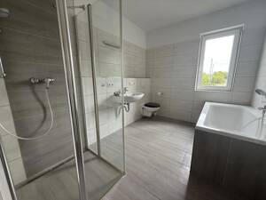 Modernes Wohnen in Brinckmansdorf – 4-Raum-Wohnung im KfW-70-Standard – 18055 Rostock – Vorschaubild 6