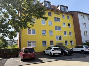 Helle 3-Zimmer-Maisonette mit Südbalkon und Stellplatz in Leverkusen-Lützenkirchen