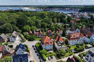 Barrierearme 4-Zimmer-Wohnung in historischer Villa – 23570 Lübeck – Vorschaubild 2