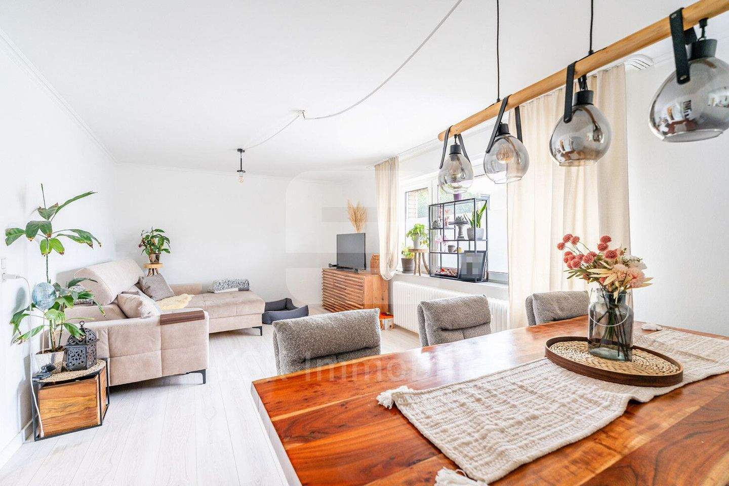 Schönes Einfamilienhaus auf tollem Grundstück in Mülldorf! – Sankt Augustin – Bild 1 von 9