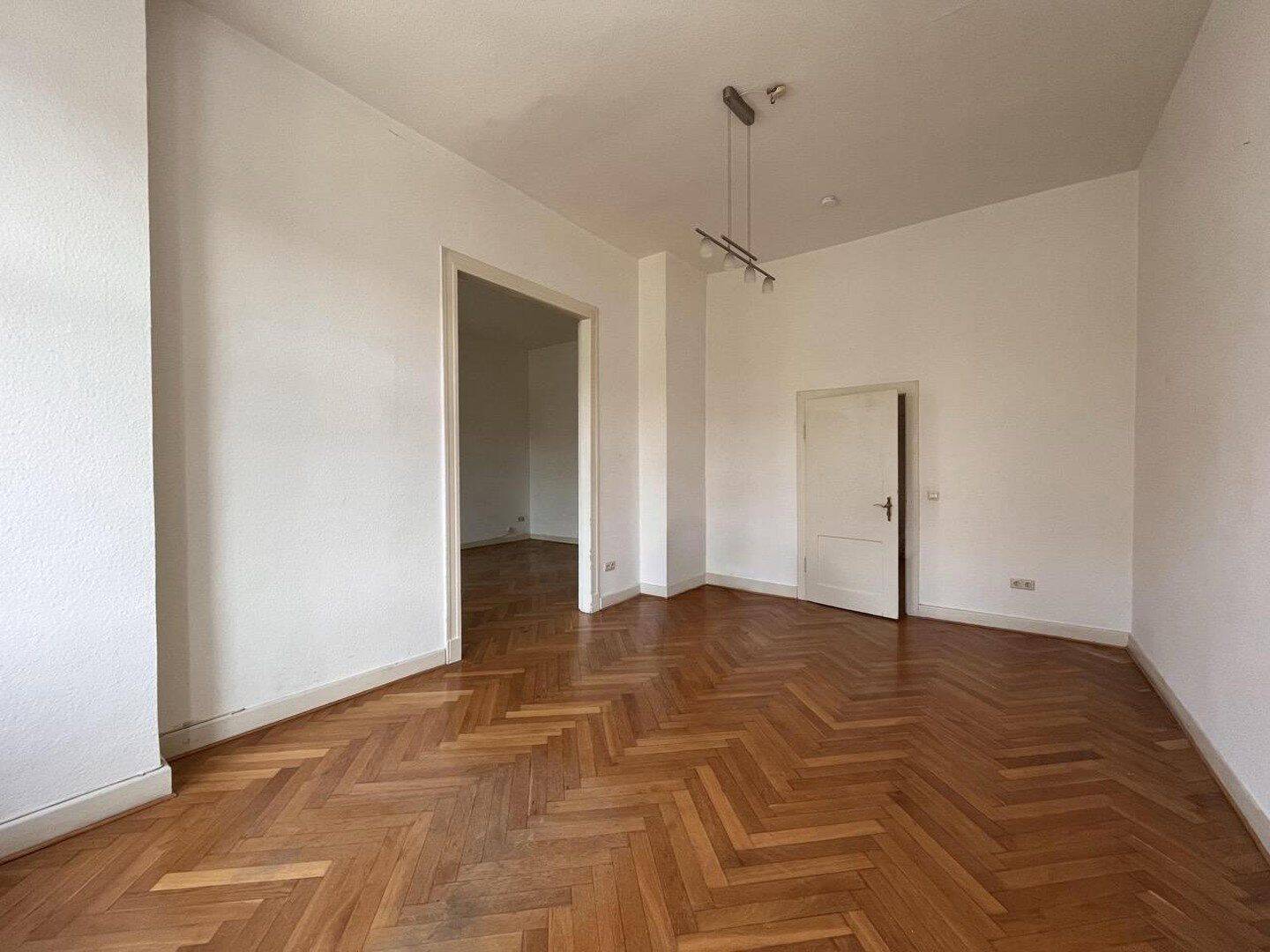 Altbau mit viel Platz in Düsseltal – Düsseldorf – Vorschaubild 4