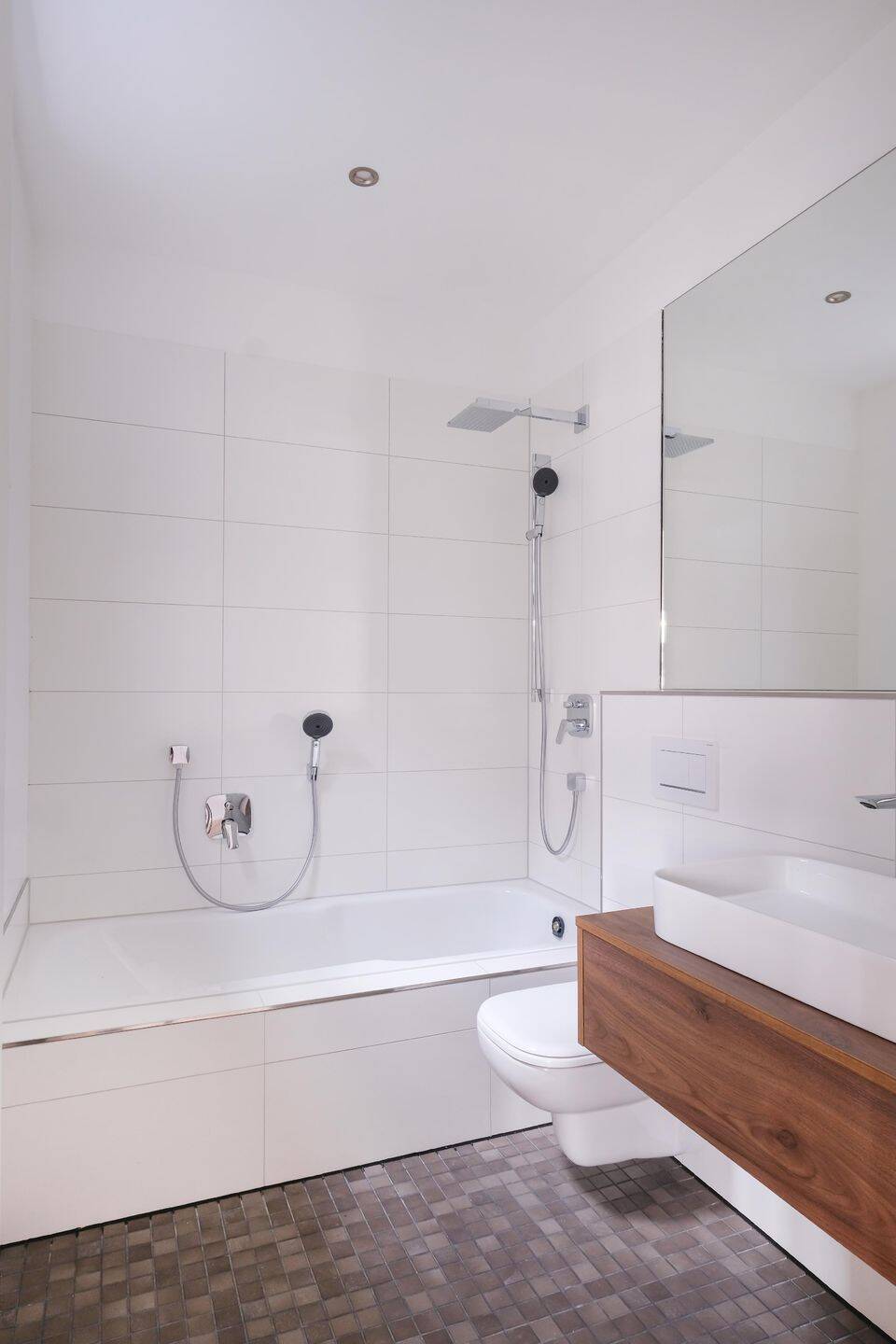 Exklusive Dachgeschosswohnung mit Panoramablick im Erstbezug – Berlin – Vorschaubild 7